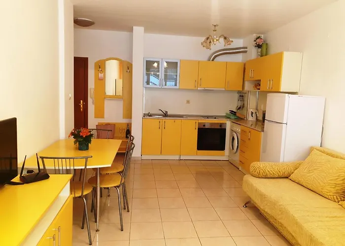 Lazur 1-5 Complex 4* سفيتي فلاس