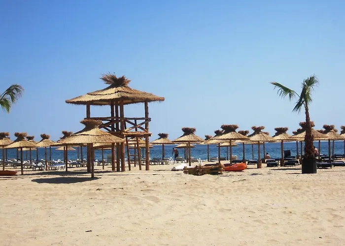 فندق Lazur 1-5 Complex 4*
